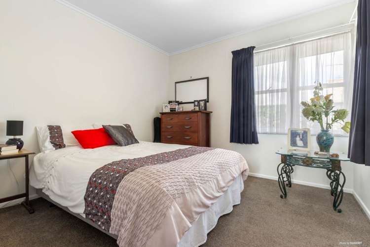 33 Vera Road Te Atatu South_9