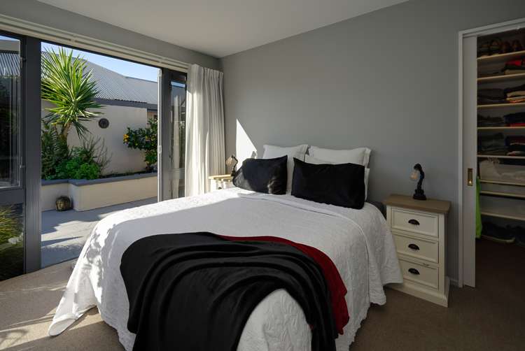 137 Aldinga Avenue Stoke_19