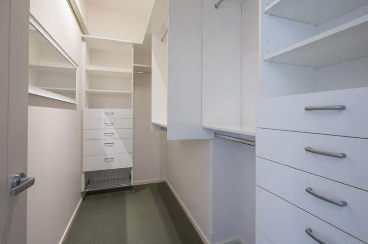 5 Monro Way The Wood_10