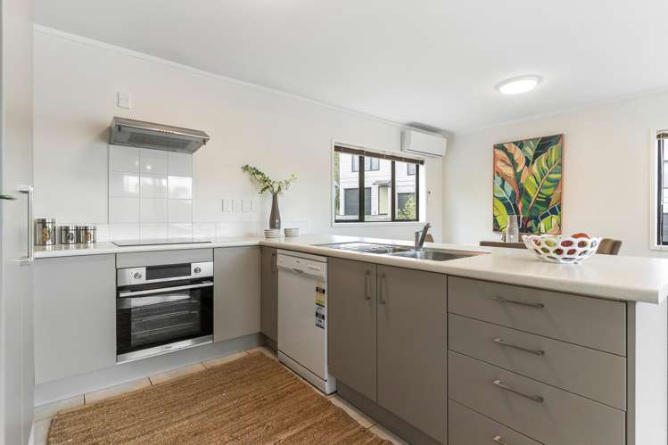 64/8 Flynn Street_5