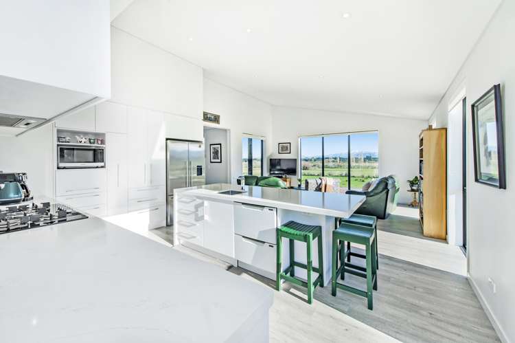 225 Ashley Road Cust_7