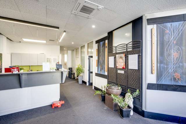 120 Queen Street East Hastings Central_3