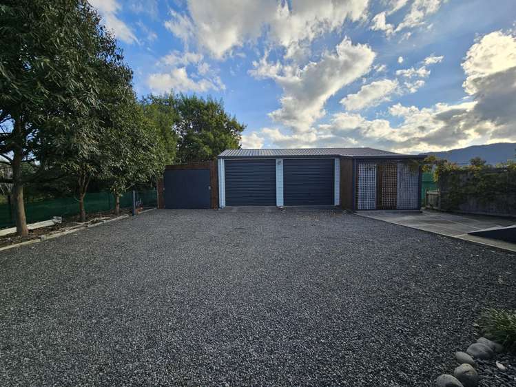 19 Shoreline Place Rarangi_10