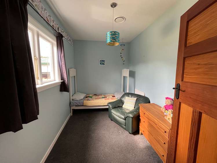 24 Birdwood Avenue Beckenham_11