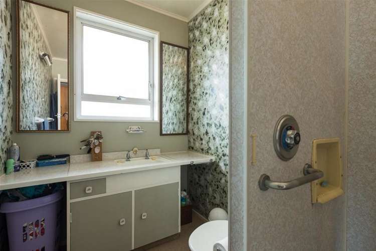 2/60 Howick Road Redwoodtown_6