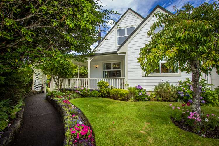 10 Wantwood Grove Churton Park_2