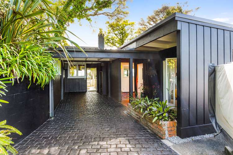 39 Park Road Titirangi_29