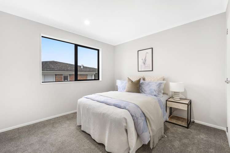 Lots 1-4/23 Bradbury Road Botany Downs_13