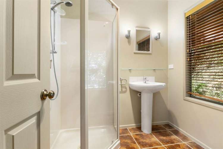 111 Kaitemako Road Welcome Bay_12