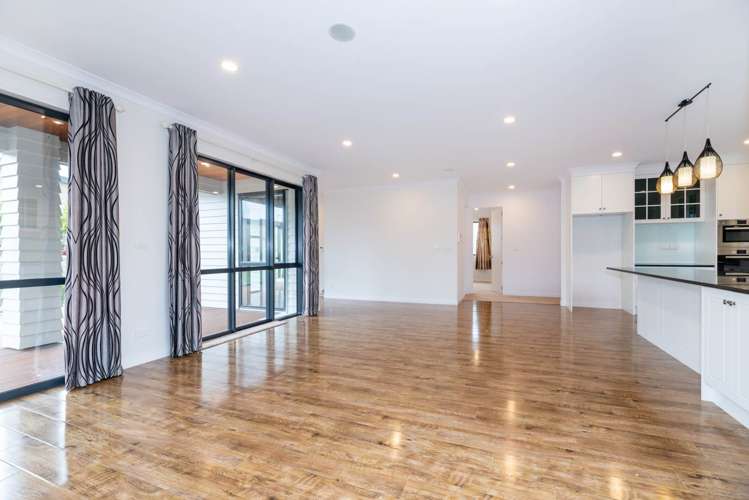 116 Pohutukawa Parade Riverhead_8