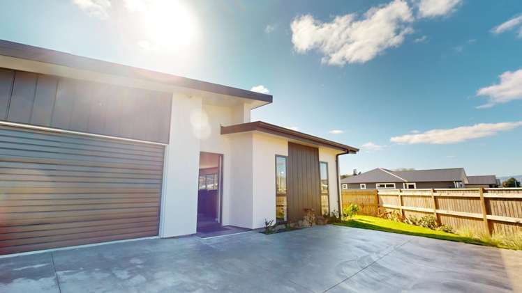 77 Freedom Drive Kelvin Grove_16