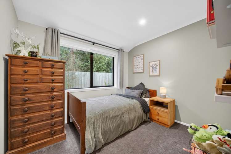 3 Huia Way Featherston_11