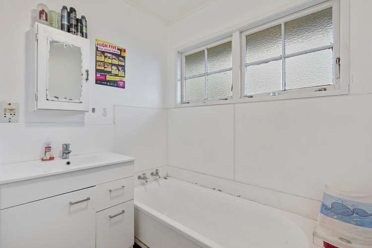 1 Iris Place Clendon Park_11