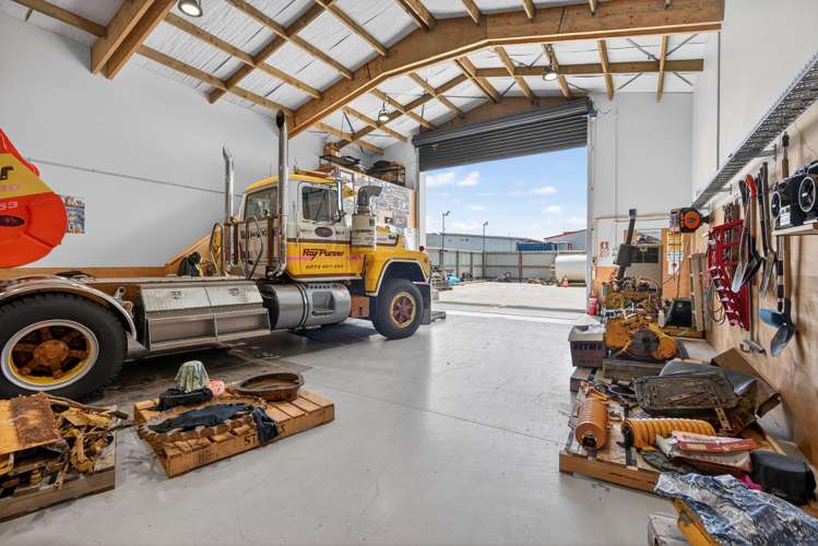 38 Montgomery Crescent Clouston Park_20