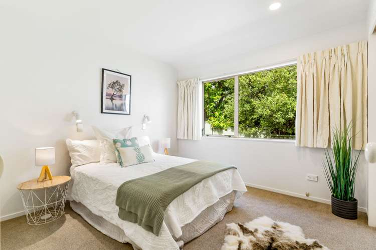 3/274 Wairau Road Glenfield_9