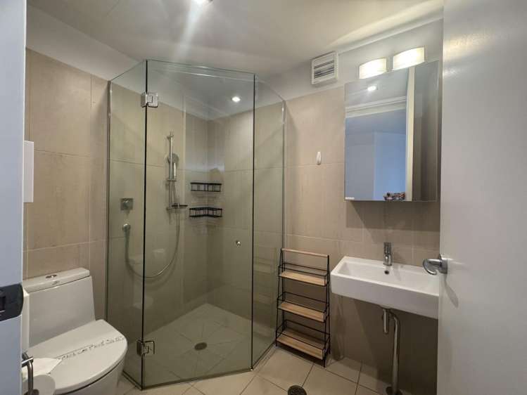 107/8 The Esplanade Whitianga_10