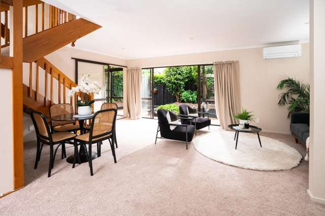 2/136 Karori Road Karori_2