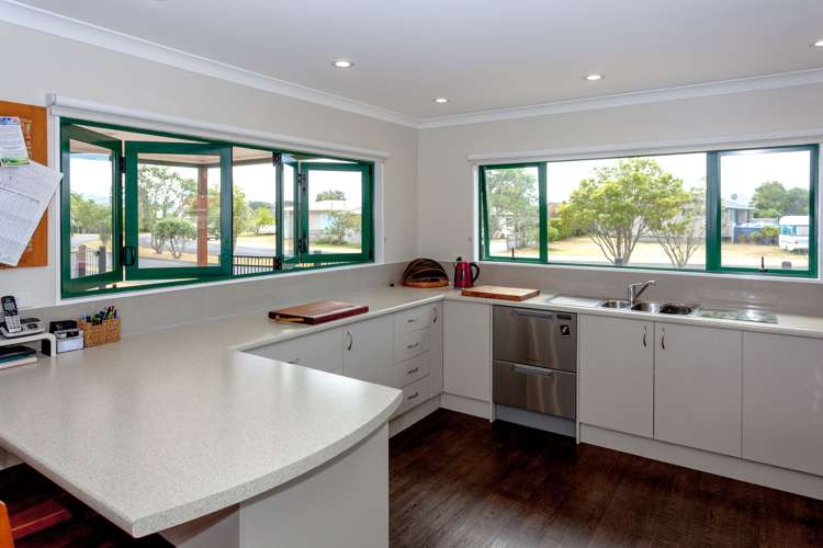 36 Charles Green Drive Cooks Beach_2