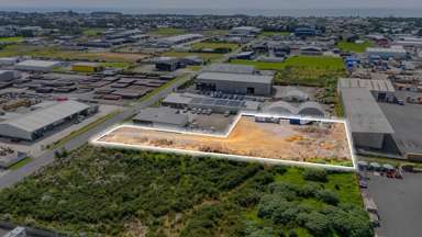 25a Swans Road_3