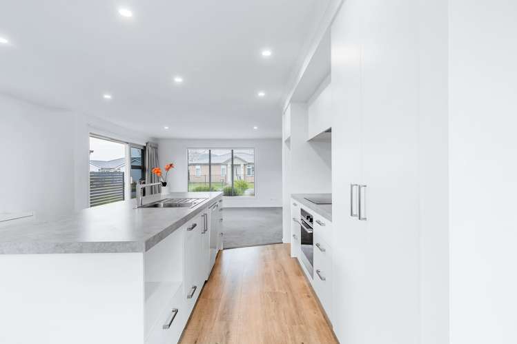 28 Bastille Court Rangatira Park_9