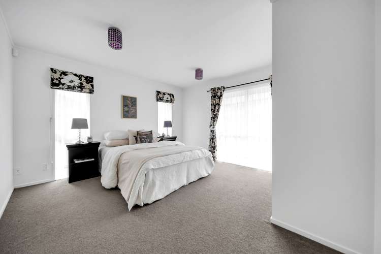 14 Mark Carter Place Flat Bush_9