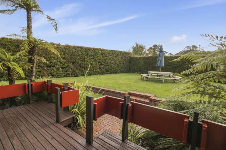 62 Muriwai Road Waimauku_13