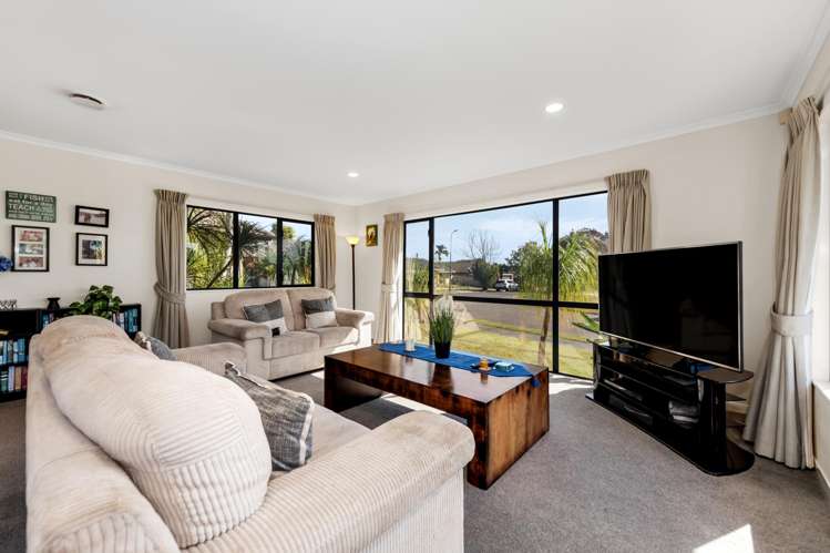 43 Newbliss Crescent East Tamaki Heights_7