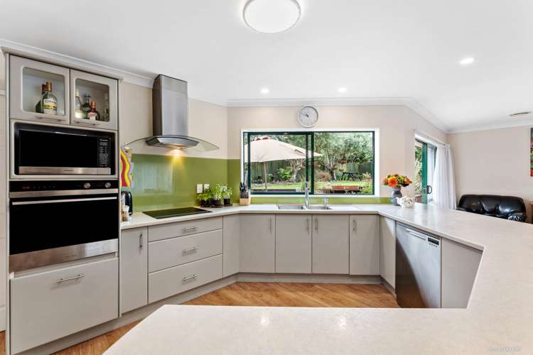 30 Lothian Brae Wattle Downs_5