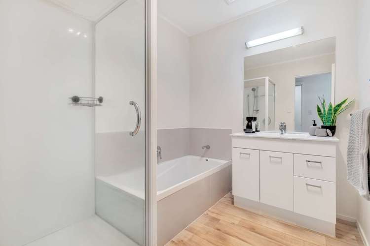 2/83 Gloucester Road Mount Maunganui_14