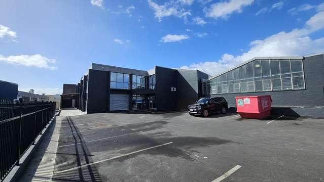 Quirky Penrose Industrial - Container Ability