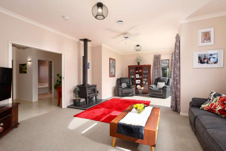 19 Whiting Drive Wakefield_11