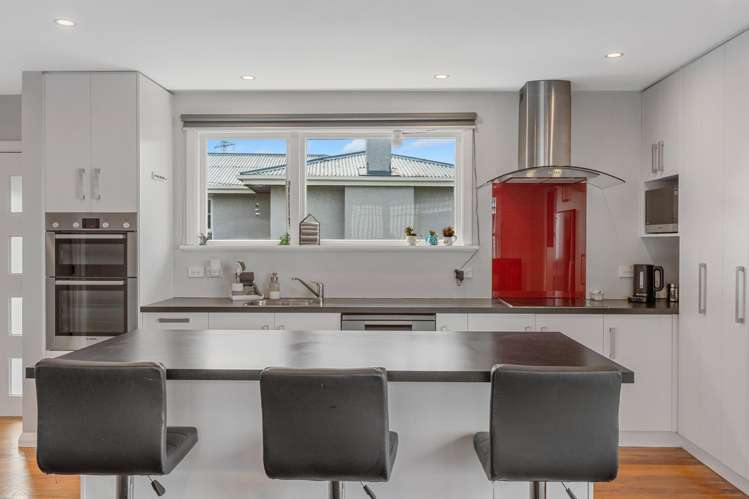 22 Stephen Street Halfway Bush_3