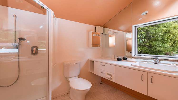 118 Spencer Road Lake Tarawera_17