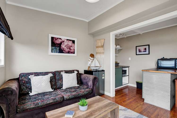 49 Ngakoti Street Urenui_28