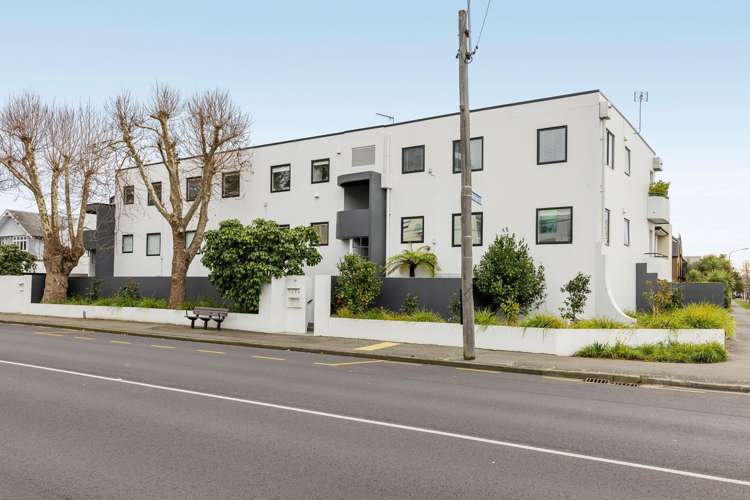 2/55 Carlton Mill Road Merivale_12