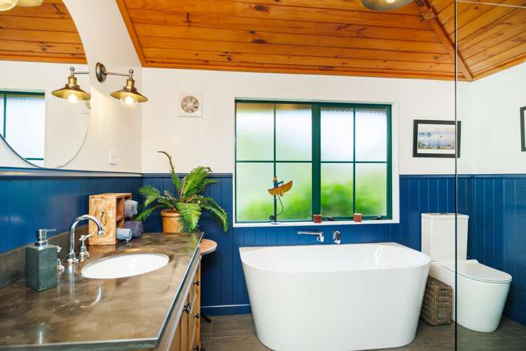 9 No 1 Line Pohangina_21