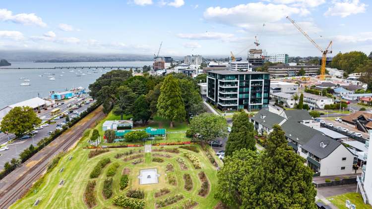 1/18 Cliff Road Tauranga_13