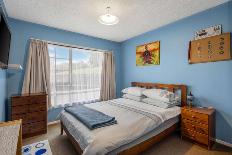 14 Brasenose Place Tawa_16