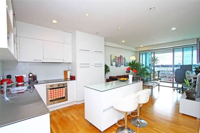 1204/30 Beach Road Auckland Central_1