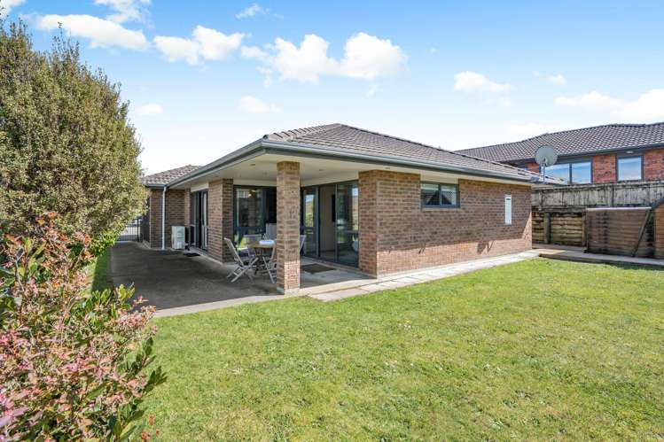 50 Percy Kinsman Crescent Riverstone Terraces_18