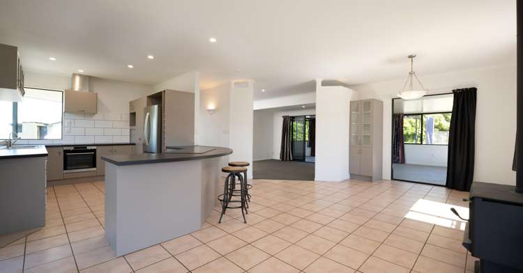 86 Rarangi Road Rarangi_10