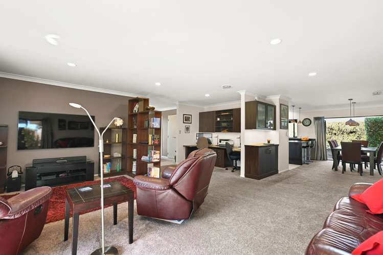 253 The Oaks Drive Cambridge_8