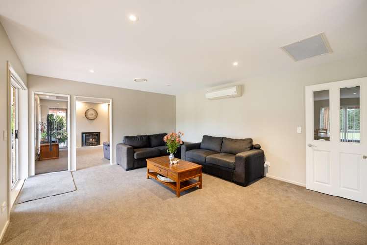 9 John Leith Place Leithfield_9