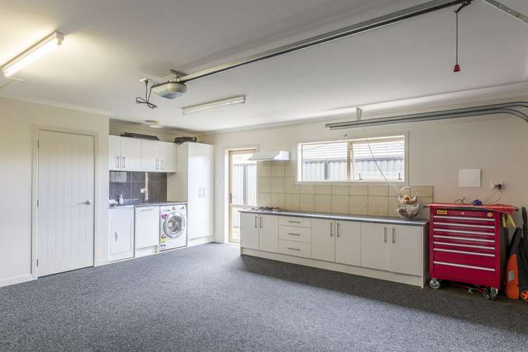 5 Peter Way Place Glenview_18