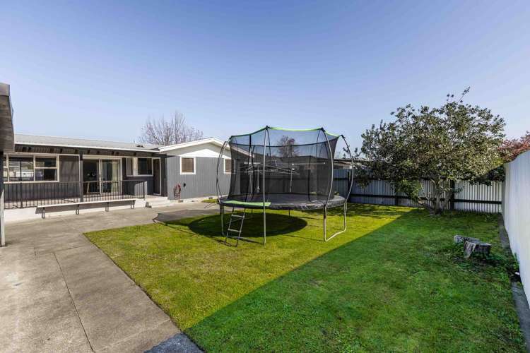 12 Lyttelton Crescent Tamatea_14