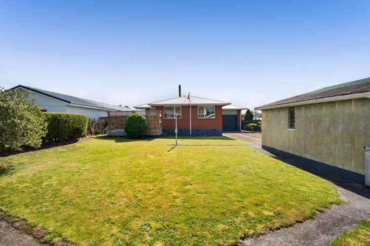 21 Montjoy Street Stratford_17