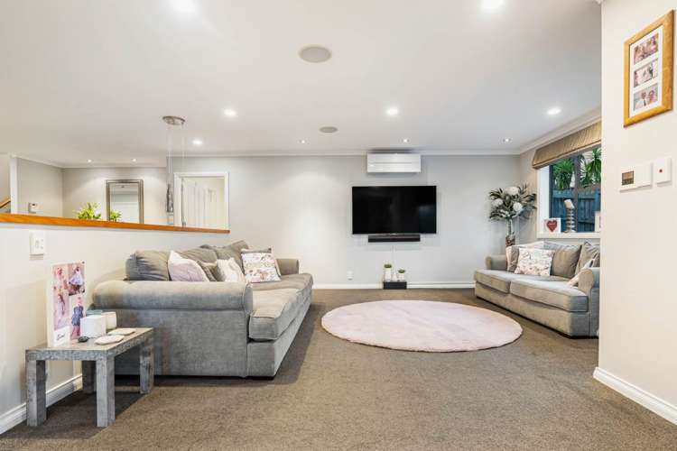 9 Dorchester Place Orewa_14