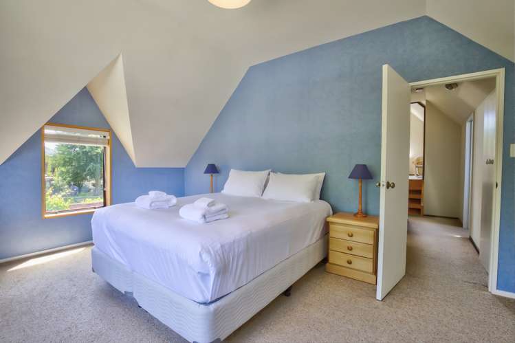 231 Beacon Point Road Wanaka_10