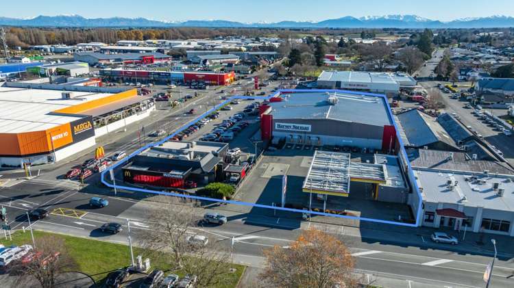 141 West Street & 55 Moore Street Ashburton_21