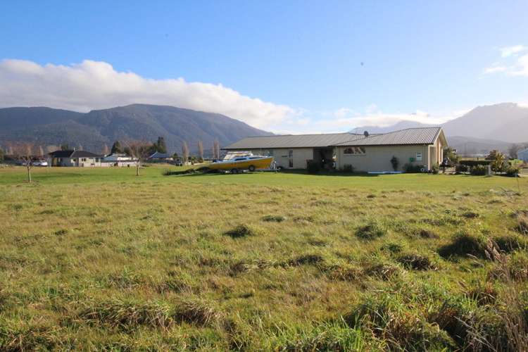 22 Vancouver Place Te Anau_2